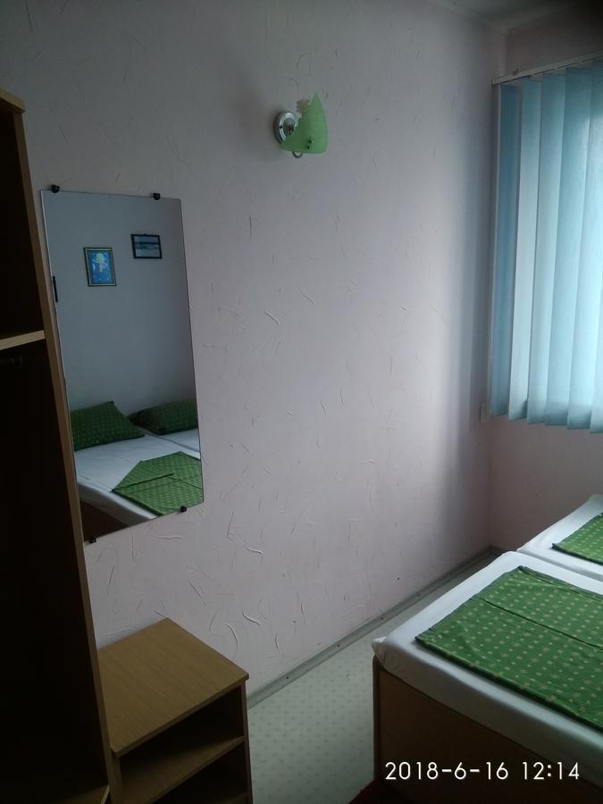 Джага-Джага Zaliznyi Port Exteriör bild